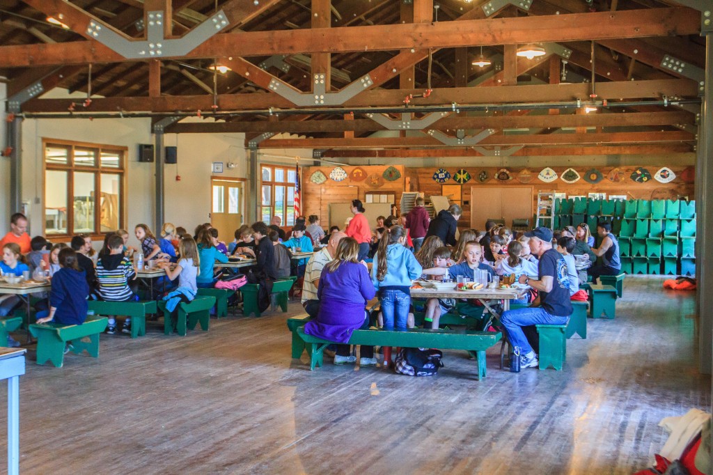 Groups eating in Rounds Hall
